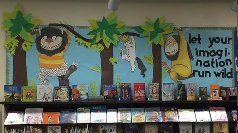 Where The Wild Things Are bulletin board - The Learning Curve Classroom Holiday Crafts, Book Bulletin Board, Library Decorations, Elementary Librarian, Christmas Bulletin Boards, Jungle Theme Classroom, Reading Display, Library Programming, School Library Displays