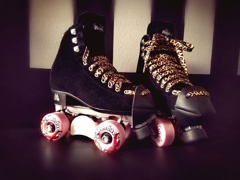 Heels And Sneakers, Disco Fashion, Roller Disco, Roller Skate, Roller Skates, Roller Skating, Skating, Panther, Hobbies