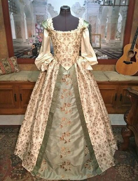 History Cosplay, Sage Gown, Elizabethan Dress, Elizabethan Fashion, Medieval Dresses, Tudor Dress, Tudor Fashion, Ren Fair, Period Clothing