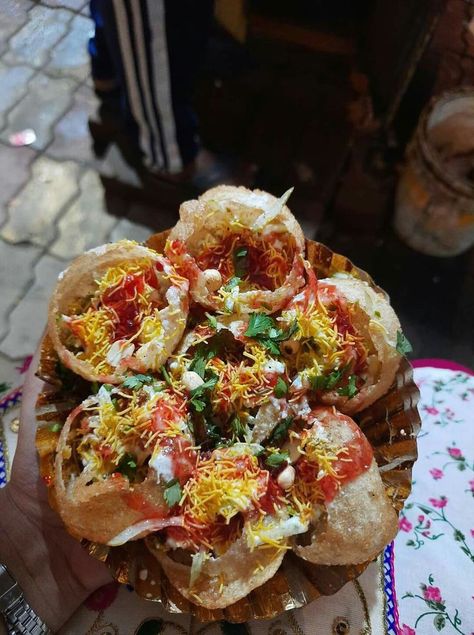 Pani Puri Photography, Panipuri Photography, Indian Fast Food, Delicious Food Image, Food Snap, Pani Puri, Breakfast Recipes Indian, Chaat Recipe, Food Lab