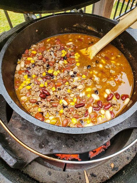 Tortilla Soup Dutch Oven, Campfire Soup Recipes, Dutch Oven Taco Soup, Dutch Oven Taco Casserole, Taco Soup Dutch Oven, Campfire Beef Stew Dutch Ovens, Campfire Soup, Ground Beef Taco Soup, Campfire Dutch Oven Chili