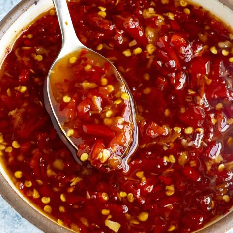 Homemade Thai Sweet Chili Sauce Recipe Thai Chili Peppers Recipes, Thai Hot Chili Pepper Recipes, Thai Peppers Recipes, Fresh Chili Pepper Recipes, Thai Chilli Pepper Recipes, Sweet Chili Lime Sauce, Thai Red Chili Pepper Recipes, Sweet Red Chili Sauce Recipe, Thai Chili Recipes