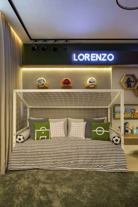 Design Bunk Beds, Soccer Kids Room, Football Theme Bedroom, Boys Soccer Bedroom, Soccer Themed Room, Boys Football Bedroom, Soccer Themed Bedroom, Soccer Bedroom, Sports Room Boys