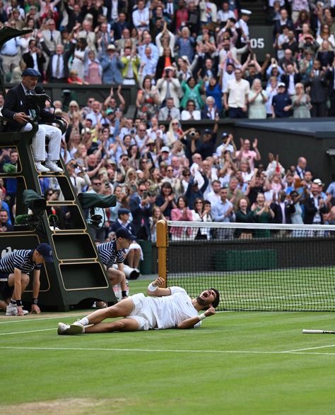 Carlos Alcaraz Wimbledon, Wimbledon 2023, Wimbledon Final, Carlos Alcaraz, Tennis World, Vintage Tennis, Tennis Player, Roger Federer, Grand Slam