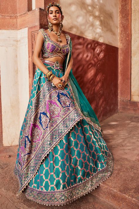 Teal Woven Silk Banarasi Lehenga Set Design by Aditi Gupta at Pernia's Pop Up Shop 2024 Meenakari Mirror, Aditi Gupta, Bandhani Pattern, Haldi Outfit, Zardozi Work, Zardozi Embroidery, Blue Lehenga, Padded Blouse, Embroidered Dupatta