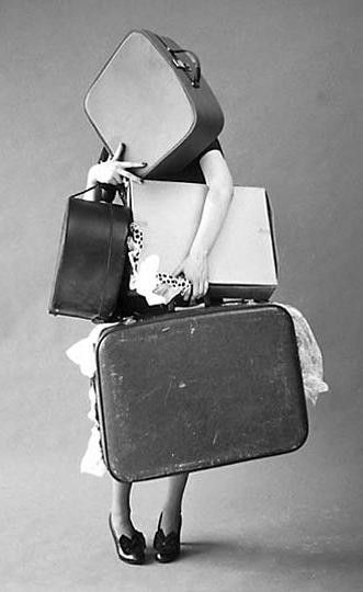 Monday Inspiration, Tim Walker, Pack Your Bags, Foto Art, Jolie Photo, 인물 사진, Packing Light, Suitcases, Vintage Photography