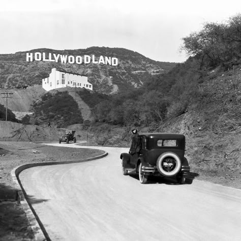 50s Hollywood, Old Hollywood Aesthetic, Old Los Angeles, Hollywood Aesthetic, Monte Fuji, Seven Husbands Of Evelyn Hugo, Rare Historical Photos, Los Angeles Hollywood, Hollywood Photo