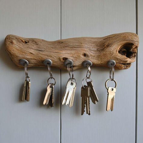 25 Creative Entryway Key Holder Ideas to Keep Your Keys Organized Key Hanger Ideas Diy, Rustic Key Holder Ideas, Modern Key Holder Entryway, Entryway Key Holder Ideas, Key Hanger Diy, Key Hanger Ideas, Creative Entryway, Key Holder Ideas, Diy Key Holder