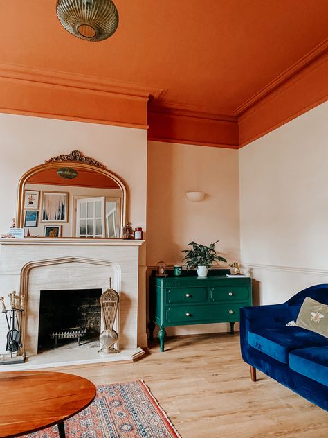 Dont forget about the 5th wall! Painting your ceiling can add serious depth to a room. Terracotta Living Room, 1930s Living Room, Terracotta Walls, Bedroom Color Combination, Living Room Redo, Colored Ceiling, Colourful Living Room, Living Room Ceiling, Neutral Living Room