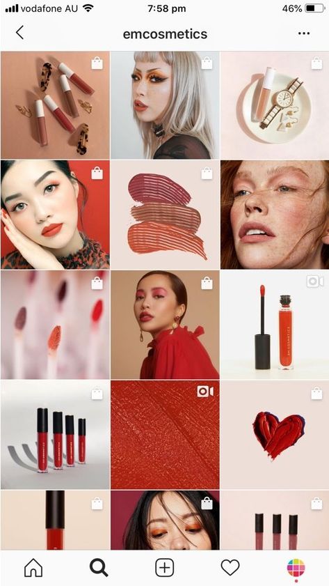 Best Instagram Feed ideas for Makeup Artists Ideas For Makeup, Best Instagram Feeds, Show Makeup, Graphisches Design, Instagram Theme Feed, Instagram Feed Ideas Posts, Unique Makeup, Makeup Store, Instagram Layout