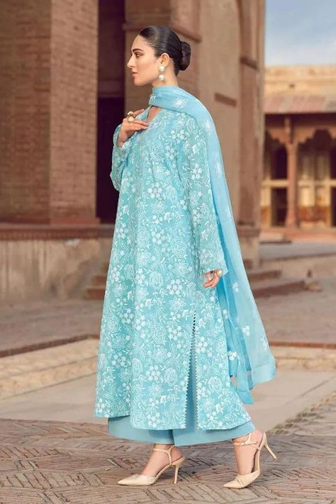 Comfortable and modern kurta set,  stylish A-line cut kurta with palazzo and Dupatta.Ideal for occasions wear (paid link) #kurtaset #kurta #salwar #indianattire #kurti Indian Women Fashion, Indian Kurta, Women's Outfit Sets, Anarkali Kurta, Indian Outfit, Indian Attire, Outfit Set, Festival Outfit, Indian Dresses