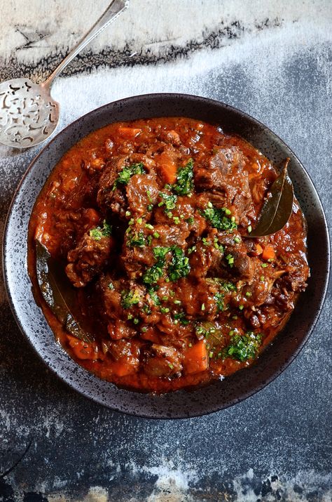 People are hungry for oxtail recipes they can try at home—especially if they’re slow cooker-friendly. (Searches for oxtail recipes +209%) Oxtail Stew, Oxtail Recipes, Red Wine Sauce, South African Recipes, African Food, Meat Dishes, Hot Pot, A Bowl, Cooker Recipes