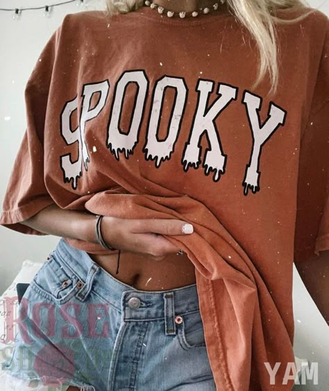 Skateboarding Tricks, Yoda Shirt, Vintage Ghost, Drip Design, Skater Girl, Cute Shirt Designs, Tshirt Ideas, Aesthetic Shirts, Holiday Outfit