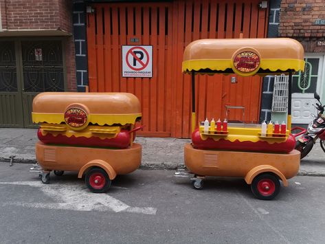 Hot Dog Shop Design, Hot Dog Van, Hot Dog Food Truck, Gerobak Dorong, Food Stall Design, Dog Cart, Mobile Food Cart, Food Kiosk, Hot Dog Cart