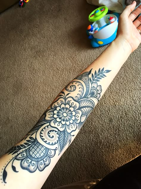 Paisley Tattoo Sleeve, Henna Arm Tattoo, Paisley Tattoo Design, Mandala Tattoo Sleeve Women, Henna Tattoo Sleeve, Lace Sleeve Tattoos, Henna Sleeve, Shield Tattoo, Mandala Tattoo Sleeve