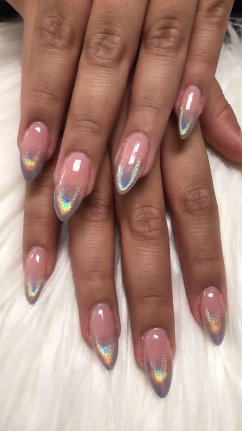 Medium Almond Nails Chrome, Chrome Vs Holographic Nails, Holographic Nails With Stars, Areodesent Nails, Jelly Nail Inspo Almond, Shellac Designs Ideas, Short Almond Iridescent Nails, Earadesent Nails, Short Aurora Nails