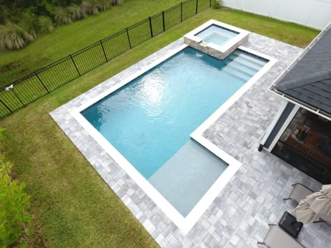 Rectangle Pool Ideas, Pool Design Plans, Pool Party Ideas, Geometric Pool, Rectangle Pool, Dream Backyard Pool, Pool Outfits, Pools Backyard Inground, Carolina House