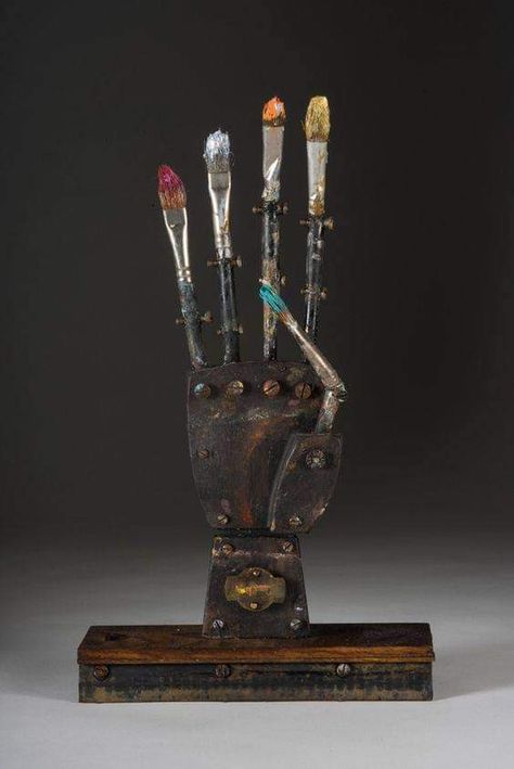 معرض فني, Finger Paint, Paint Brush Art, Art Assemblage, Brush Art, Object Art, Found Object Art, Found Art, Sculpture Metal