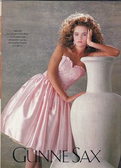 My Senior Ball dress in 1987 I loved it!!! 1980s Memories, 80s Flashback, 1980's Hair, 1980s Makeup, Prom Trends, 1980s Prom, Permed Hair, 80s Prom Dress, 80s Prom