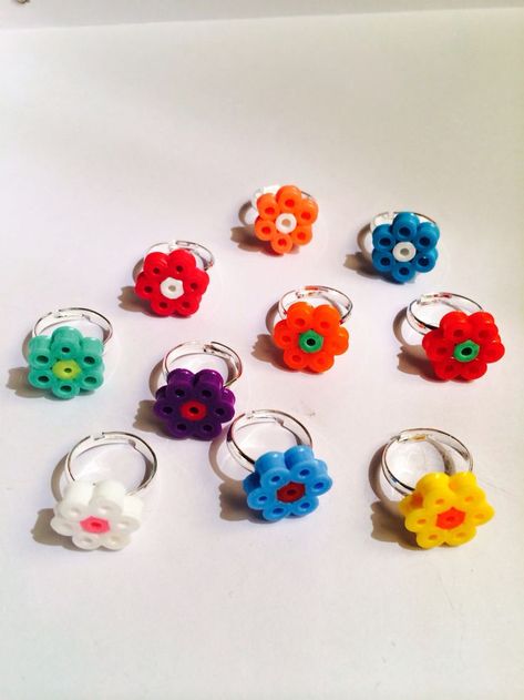 Perler Bead Rings, Paper Quilling Earrings, Hamma Beads Ideas, Easy Perler Beads Ideas, Diy Perler Bead Crafts, Perler Crafts, Bracelet Craft Diy, Melty Beads, Hama Beads Patterns