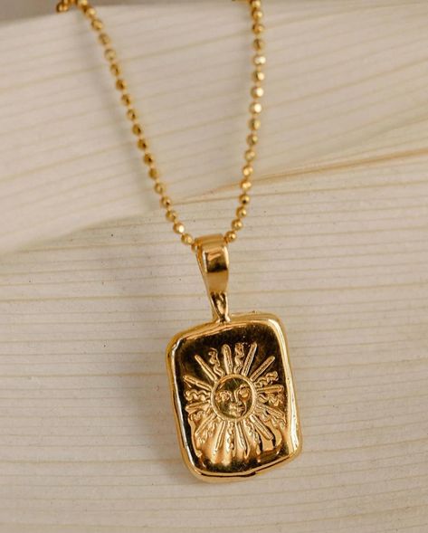 Here comes the Sun 🌞 Our sun pendant tarot card necklace is inspired by the positive sun tarot card, which signifies optimism, fulfillment, abundance & good fortune. This gold tarot card necklace is a reminder of the good things in life. We took our best-selling Sun Tarot Ring and turned it into a beautiful tarot card pendant you can wear close to your heart every day to remind you of the transformative powers of the sun. Let this tarot necklace bring a bit of everyday magic to your li... Sun Gold Pendant For Men, Gold Pendants For Men, Tarot Necklace, Sun Tarot Card, Tarot Card Necklace, Good Things In Life, Sun Ring, Everyday Magic, Card Necklace