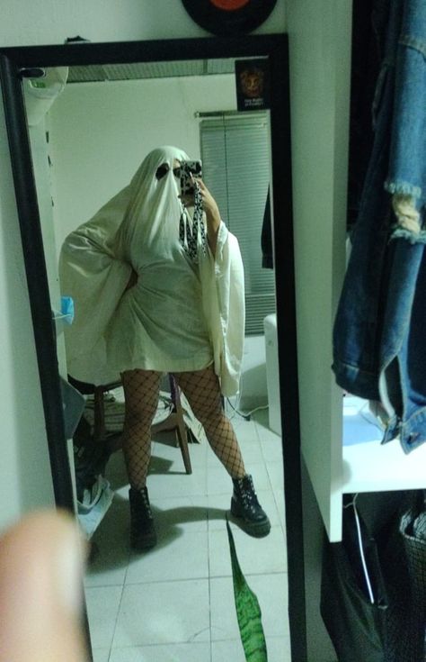 Ghost costume sexy halloween Female Ghost Costume, Ghost Halloween Costume Aesthetic, Aesthetic Ghost Halloween Costume, Fishnet Costume, Ghost In Bikinis Costume, Asthetic Ghost Costumes, Ghost Costume Women, Halloween Boudier Pics Scream, Ghost Cosplay