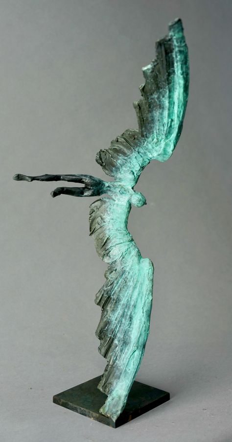 Small bronze Icarus , by Philip wakeham 2018 Sculpture Art Clay, Sculpture Metal, Wire Sculpture, Figurative Sculpture, Sculpture Clay, Wire Art, Art Plastique, Art Moderne, Ceramic Sculpture