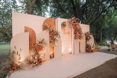 Pelamin Rustic, Wedding Setup, Wedding Stage Backdrop, Reception Backdrop, Bohemian Decoration, Wedding Background Decoration, Wedding Stage Design, Wedding Backdrop Design, Wedding Backdrop Decorations