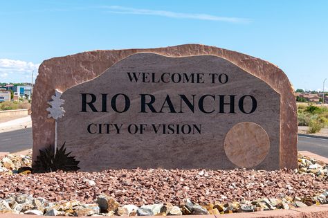 Search all Rio Rancho Homes for Sale - properties and real estate in Rio Rancho, Albuquerque New Mexico, land and houses for sale. Houses In Mexico Rancho, Rio Rancho New Mexico, Bath Town, Houses In Mexico, University Of New Mexico, Albuquerque News, Land Of Enchantment, New City, Off Grid Living