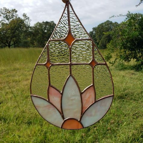 Stained glass by Slivers of Stardust,  in Benton County Lead Light Windows, Simple Stained Glass Patterns, Window Art Diy, Modern Stained Glass Panels, Diy Stained Glass Window, Stained Glass Patterns Free, Modern Stained Glass, Diy Mosaic, Tiffany Stained Glass