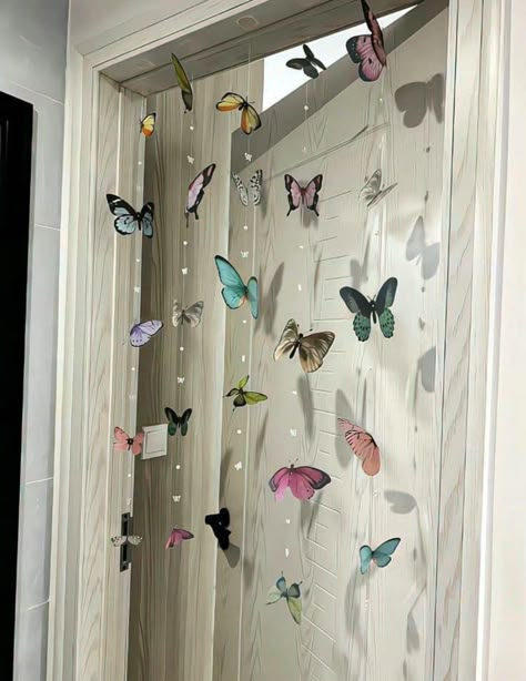 Butterfly Room Decor, Zimmer Diy, Girly Room Decor, Dorm Room Wall Decor, Butterfly Room, Diy Room Decor Videos, Easy Room Decor, Diy Room Decor For Teens, Easy Diy Room Decor