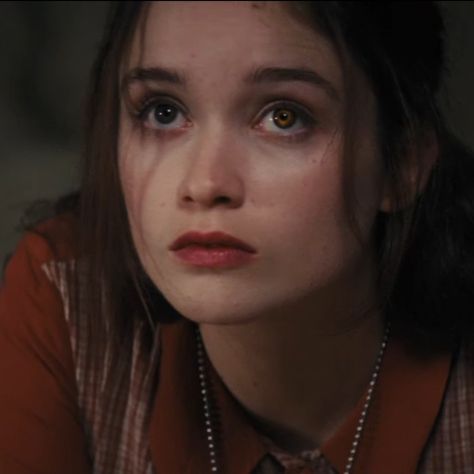 Beautiful Creatures Book, Lena Duchannes, Beautiful Creatures Movie, Alice Englert, Pfp Icon Aesthetic, Twitter Pfp, W.i.t.c.h Art, Kami Garcia, Aesthetic Dark Academia