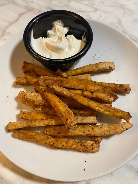 Air Fryer Tofu Fries Tofu Fries, Fries Air Fryer, Air Fryer Tofu, Family Projects, Extra Firm Tofu, Recipes Air Fryer, Tzatziki Sauce, Food Sides, Things To Cook