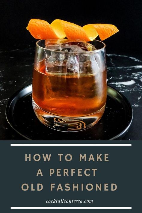 Whisky Old Fashioned, Ole Fashioned Cocktail, Old Fashion Punch Recipe, Old Fashion Whiskey Drink, Simple Old Fashioned Recipes, Old Fashioned Mix Homemade, Easy Old Fashioned Recipes, Traditional Old Fashioned Cocktail, Old Fashioned Pitcher Recipe