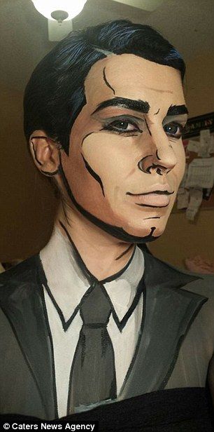 Danger zone! One of Lianne's first transformations saw her turn herself into one of her fa... Makeup Cartoon, Comic Book Makeup, Makeup Artist Quotes, Halloweenský Makeup, Cartoon Makeup, Comic Pop Art, Pop Art Makeup, Drag Make-up, Danger Zone