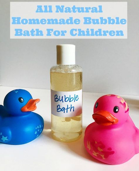 All natural homemade bubble bath recipe for kids and toddlers. DIY bubble bath. Homemade Bubble Bath, Diy Bubble Bath, Natural Bubble Bath, Perlengkapan Bayi Diy, Kids Bubble Bath, Săpunuri Handmade, Homemade Bubbles, Bath Recipes, Diy Kosmetik