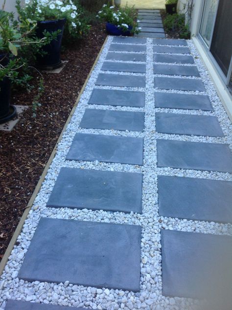 Simple Garden Landscape Ideas Pavers And Pebbles Backyard, Pebbles And Pavers Backyard Ideas, Pavers And Pebbles Pathways, Pebble Stone Landscaping, Pavers And Pebbles, Walkway Pavers Ideas, Paver Walkway Ideas, Stone Garden Paths, Backyard Walkway