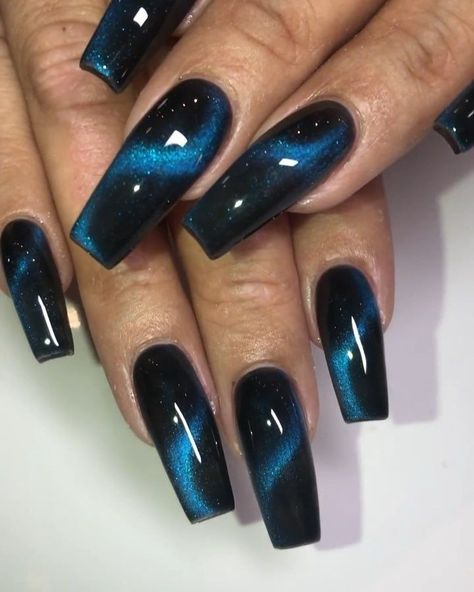 Blue Cat Eye Nails Coffin, Blue Cateye Nail Designs, Coffin Nails Cat Eye, Cateye Polish, Blue Cateye Nails, Cateyes Nails Design, Almond Ideas, Coffin Nail Ideas, Blue Coffin Nails