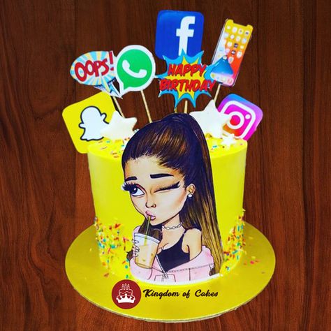 Cake Designs For Teenage Girl, Teenage Cake Ideas, Social Media Birthday Cake, Social Media Theme Cake, Social Media Cake, Snapchat Cake, Snapchat Design, Cakes For Teenagers