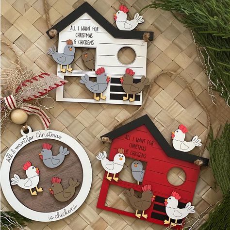 Design custom family ornaments featuring chickens or gingerbread themes. Perfect keepsakes that celebrate family traditions during the holidays! Svg Chicken, Chicken Christmas, Personalized Family Ornaments, Christmas Chicken, Laser Cut Wood Crafts, Laser Engraved Ideas, Ornament Svg, Family Ornament, Round Ornaments