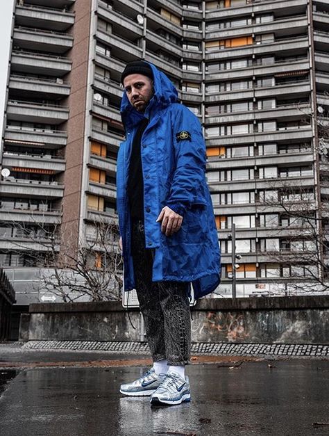 @Yaboytoby_ on Insta in this beautiful Stone Island parka 💙 Stone Island Outfit Men, Stone Island Outfit, Stone Island Parka, Stone Island Coat, Stone Island Jacket, Dressing Ideas, Island Outfit, Island Man, Outfits Men