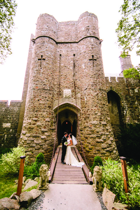 Hammond Castle Wedding Ma Wedding Venues, Photo Ideas For Wedding, Castle Wedding Venues, Hammond Castle, Game Of Thrones Wedding, Dream Wedding Locations, Massachusetts Wedding Venues, Castle Weddings, Castle Wedding Venue