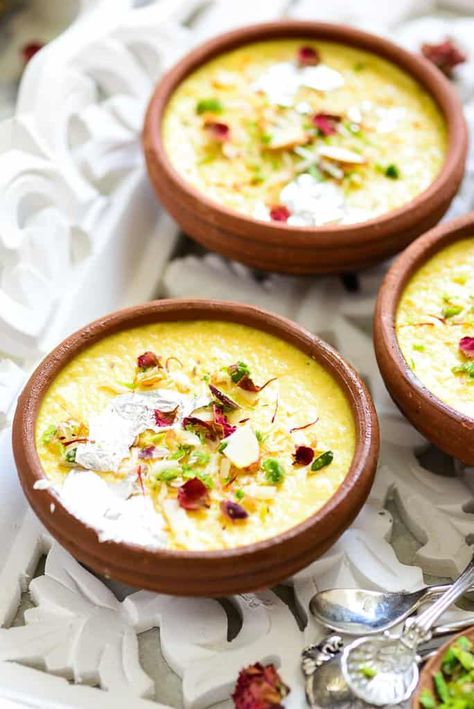 Diwali recipes Rabri Recipe, Rabdi Recipe, Phirni Recipe, Diwali Food, Indian Dessert, Indian Dessert Recipes, Indian Sweet, Indian Desserts, Indian Sweets