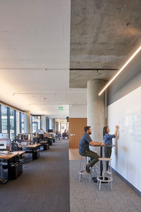 Wework Interior, Modern Co Working Space Design, Office View, Architect Office, Collaborative Workspace Offices, High Ceiling Office, Workplace Ceiling Design, Co-working Desk, Open Office Acoustic Ceiling