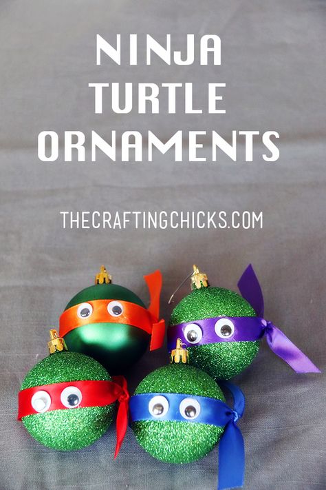 Ninja Turtle Ornaments, Diy Ninja, Turtle Ninja, Vintage Hair Salons, Christmas Diy Kids, Christmas Crafts For Kids To Make, Christmas Buttons, Felt Christmas Tree, Mom Diy