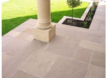 Final paving Sandstone Paving Slabs, Patio Paving, Indian Sandstone, Patio Kits, Green Patio, Indian Stone, Limestone Paving, Paving Ideas, Stone Paving