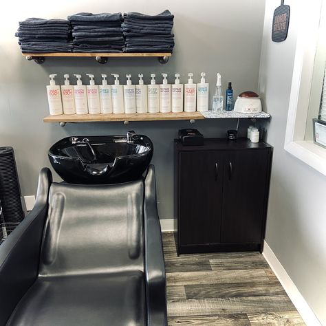 Small Salon Storage Ideas, Black And White Salon Suite, Basement Hair Salon Ideas, Hair Salon Suite Ideas, Small Hair Salon Ideas Layout, Hair Salon Suite Decor Small Spaces, Tiny Hair Salon, Salon Suite Decor Studios, Hair Suite Decor Salon Ideas