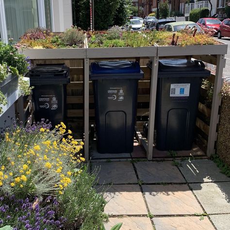 Bin Storage Ideas, Bin Shed, Green Bin, Trellis Panels, Bin Storage, Plant Stands Outdoor, Bin Store, Living Roofs, Wooden Plant Stands