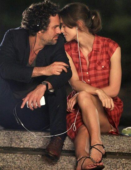 Mark Ruffalo and Kiera Knightly - Begin Again Begin Again Movie, Kiera Knightly, Keira Knightly, Septième Art, Begin Again, Mark Ruffalo, Movie Lines, Keira Knightley, Charlie Chaplin