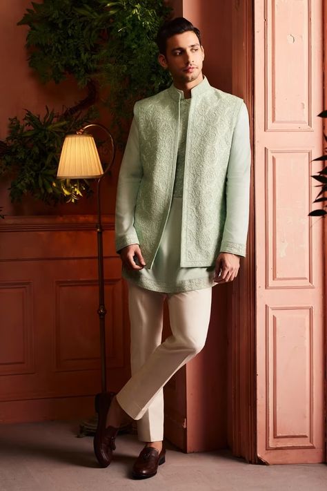 Men Haldi Outfit Ideas, Plain Sherwani For Men, Tacsidos For Men, Indian Mens Wedding Outfit, Reception Look For Men, Men’s Sangeet Outfit, Embroidered Blazer Men, Pakistani Mens Wedding Wear, Indian Traditional Dresses For Men